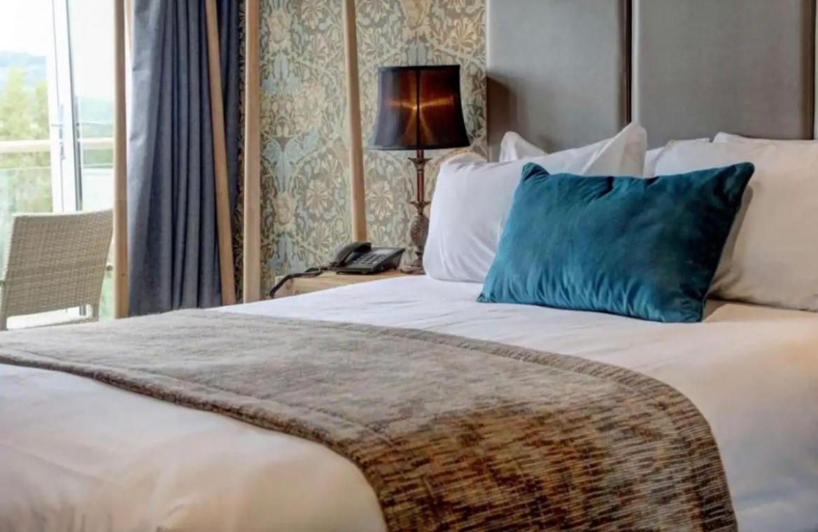 The New Hobbit Hotel Rooms Halifax Esterno foto