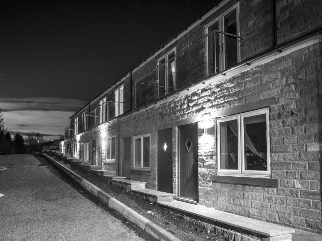 The New Hobbit Hotel Rooms Halifax Esterno foto