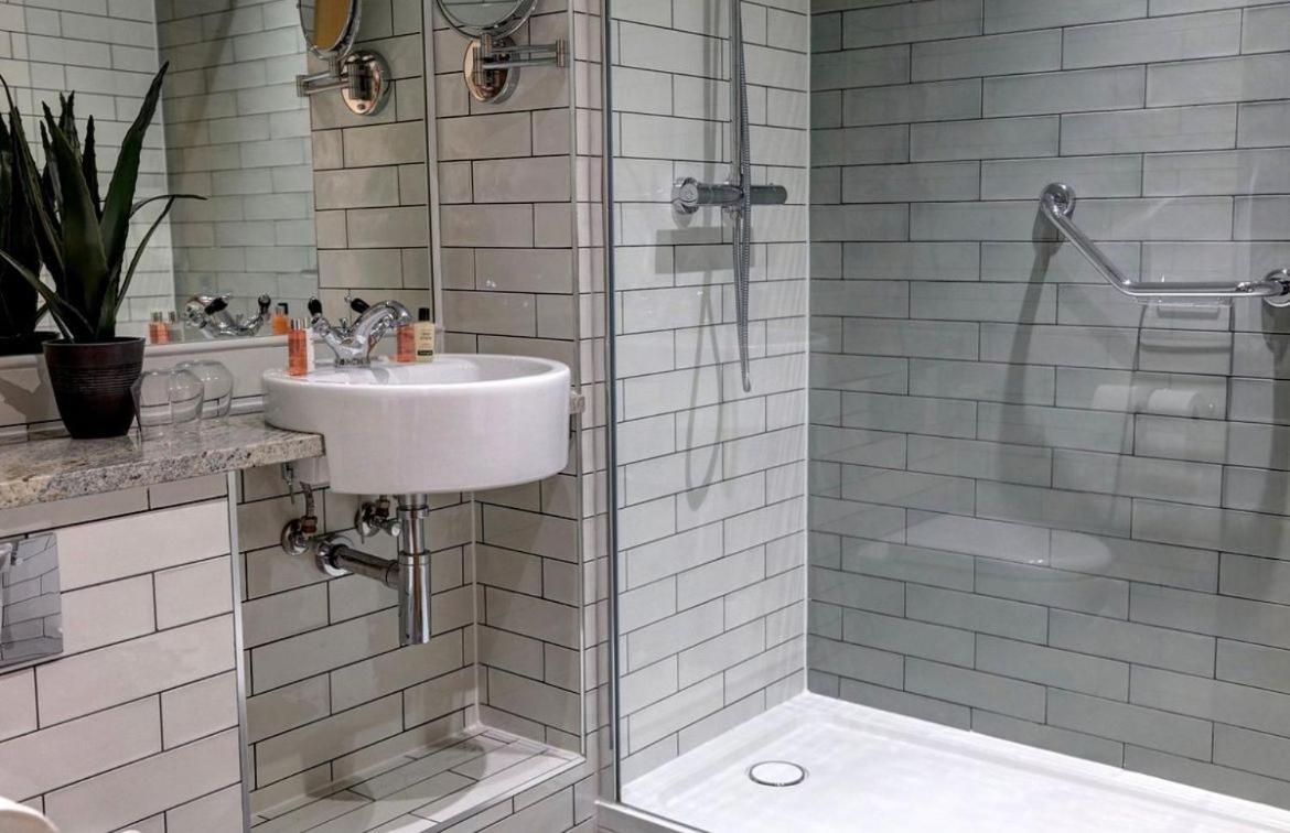 The New Hobbit Hotel Rooms Halifax Esterno foto