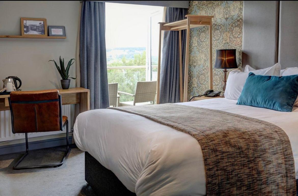 The New Hobbit Hotel Rooms Halifax Esterno foto